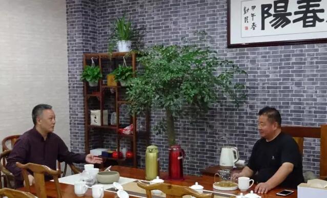 余功保与王大春研讨传统武术发展