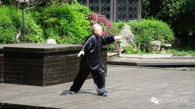 名家表演:肖承东