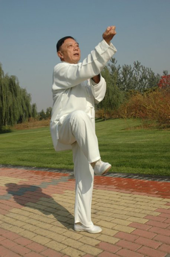 严承德
