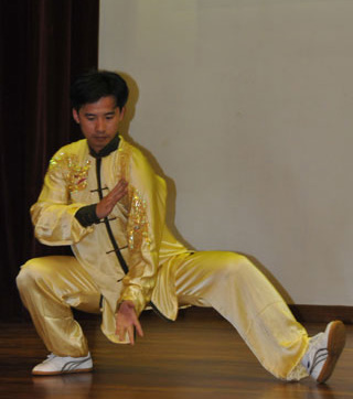 易鹏