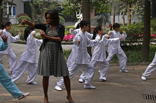美国总统奥巴马夫人米歇尔成都学练太极拳4