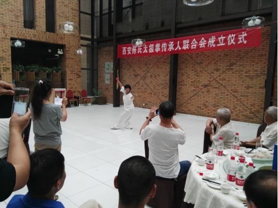 精彩表演