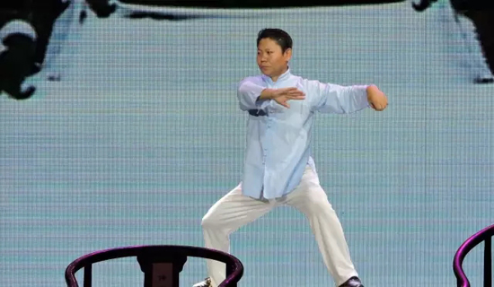 精彩表演