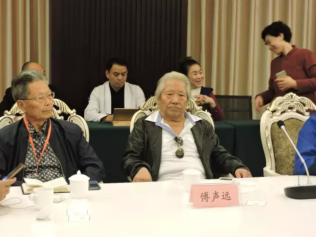 论坛上的嘉宾