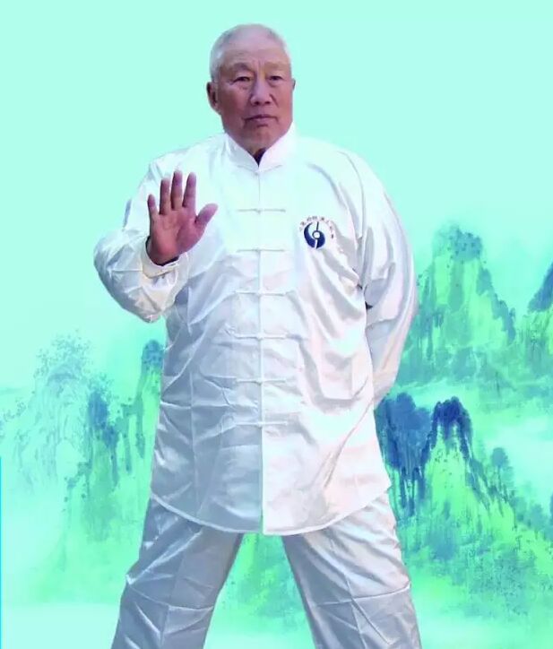 著名太极拳家郑钧生前照片