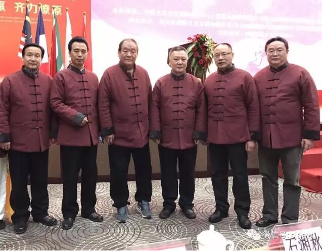 会议嘉宾(右起):杨其元、刘洪耀、余功保、吴忍堂、何俊龙、王中