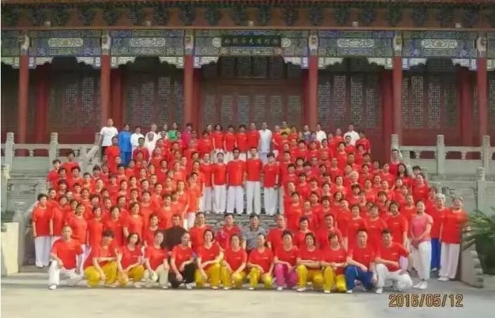 2、“国强太极”贵州兴仁太极协会
会 长:陈远林
副会长:黄玉林