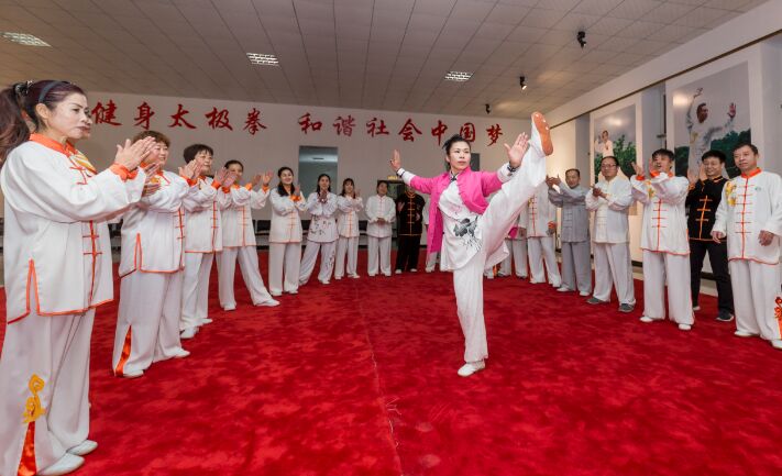 4、“国强太极”河北清河五洲龙腾太极俱乐部
会长:曲素梅