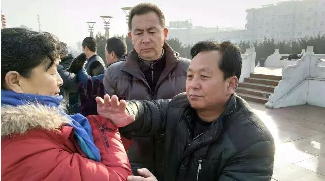 白安有老师现场教授太极推手基本技能