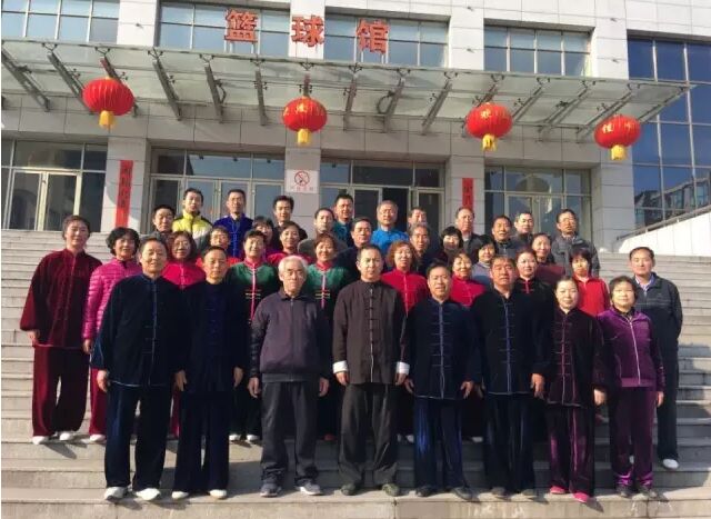 华煤集团体育馆主训练场