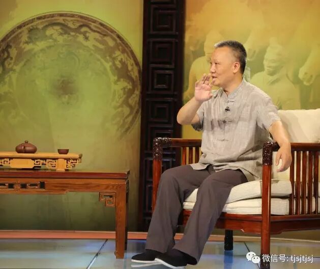 余功保先生在中央电视台接受采访谈太极文化
