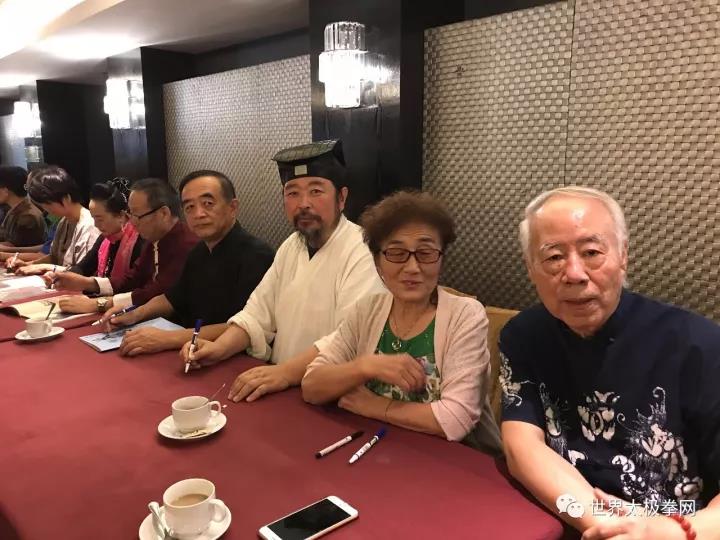 名家签名活动
