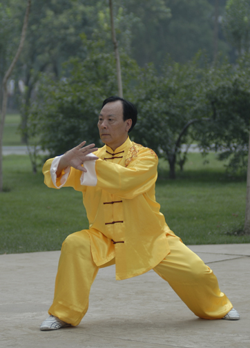张志俊