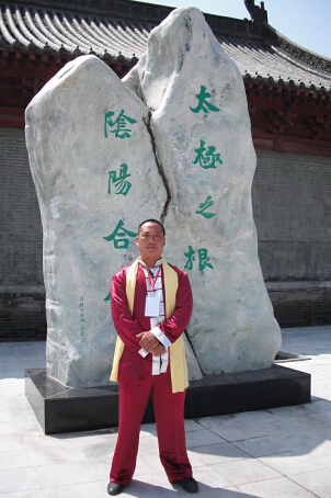 刘万坤