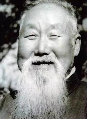 崔毅士