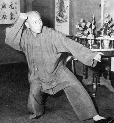 董英杰