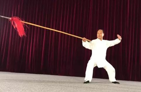 杨合发先生演练太极大枪