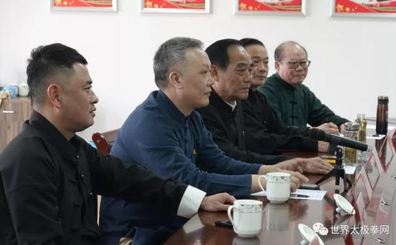 图三