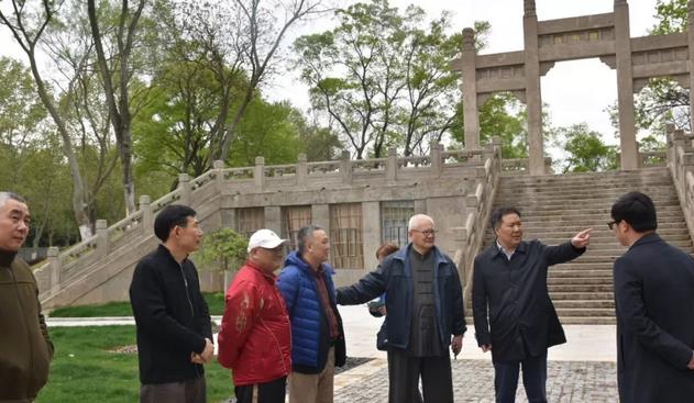 南京体院党委书记朱传耿先生介绍国术场